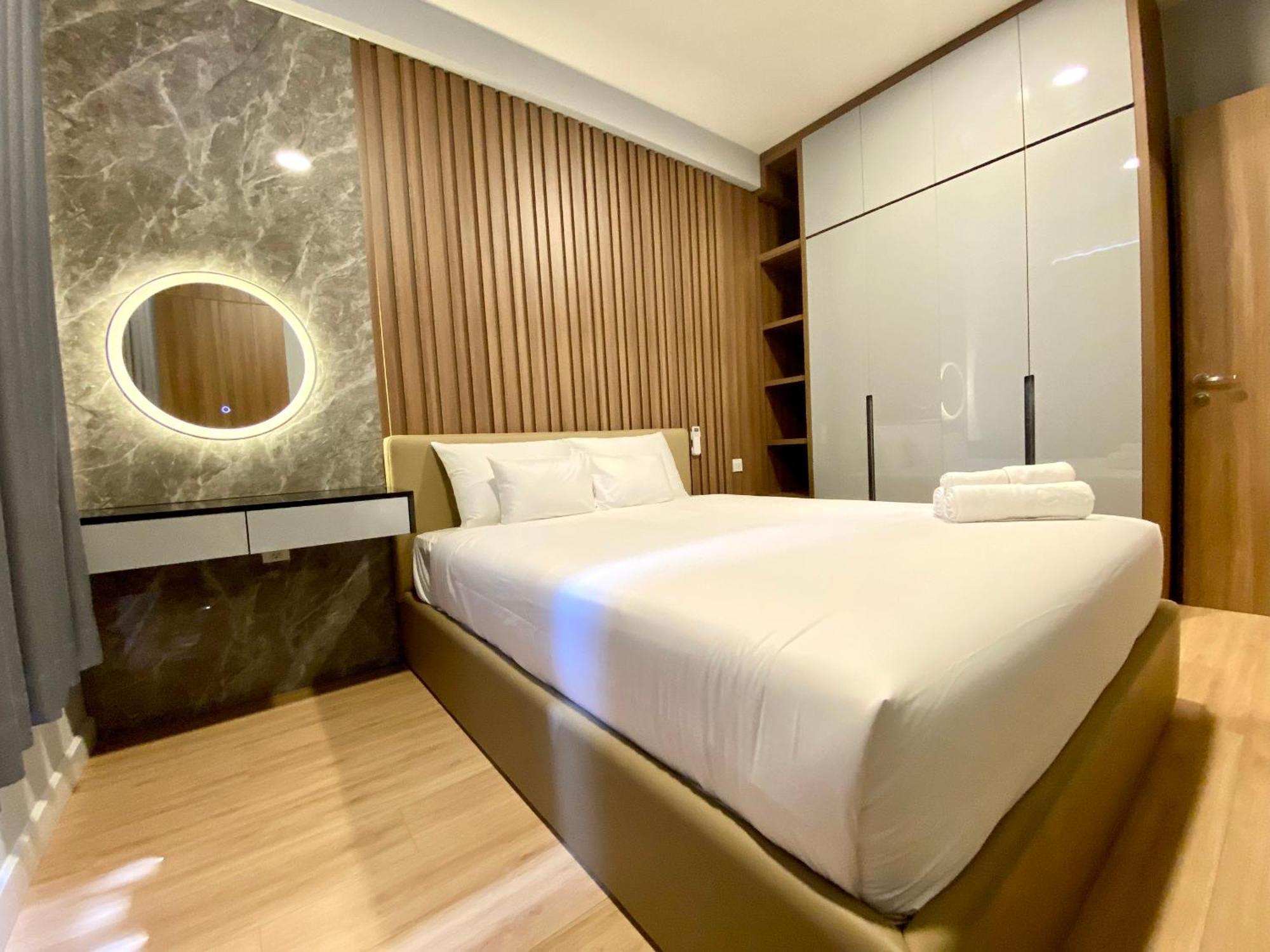 Soho Apt - Luxury Stay, Next To Benthanh Market ホーチミン市 エクステリア 写真