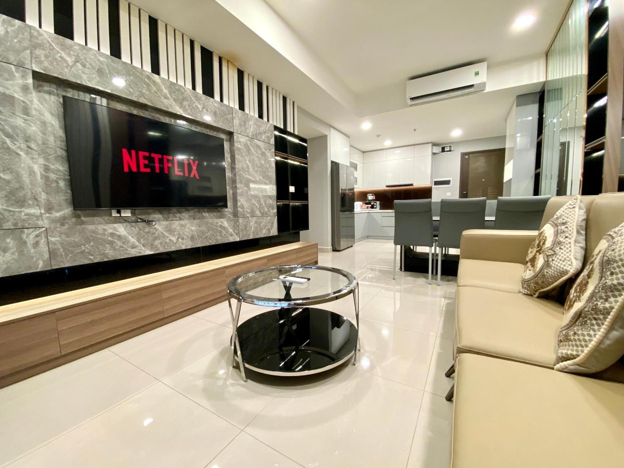 Soho Apt - Luxury Stay, Next To Benthanh Market ホーチミン市 エクステリア 写真
