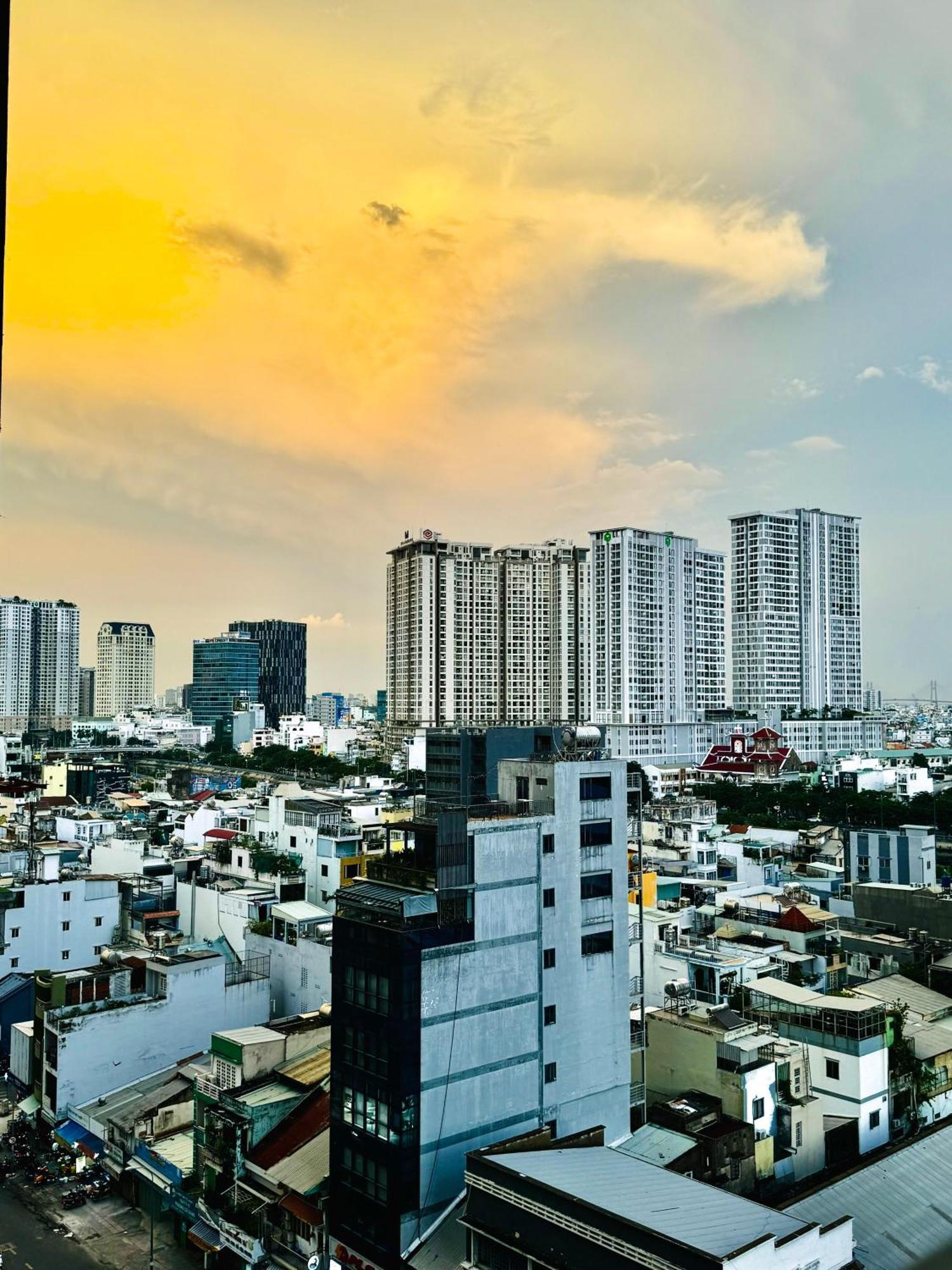 Soho Apt - Luxury Stay, Next To Benthanh Market ホーチミン市 エクステリア 写真